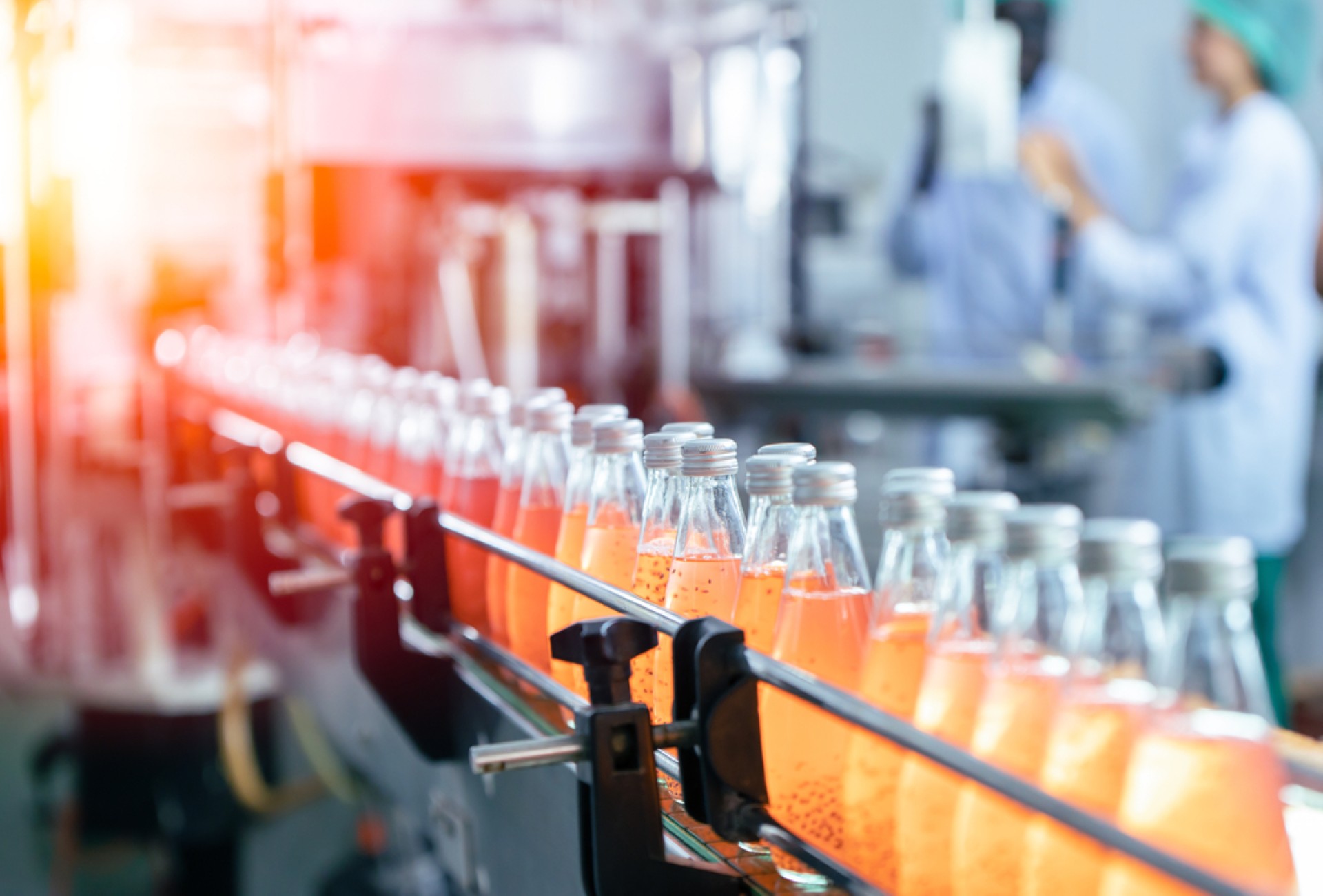 Filling, capping and labelling line
